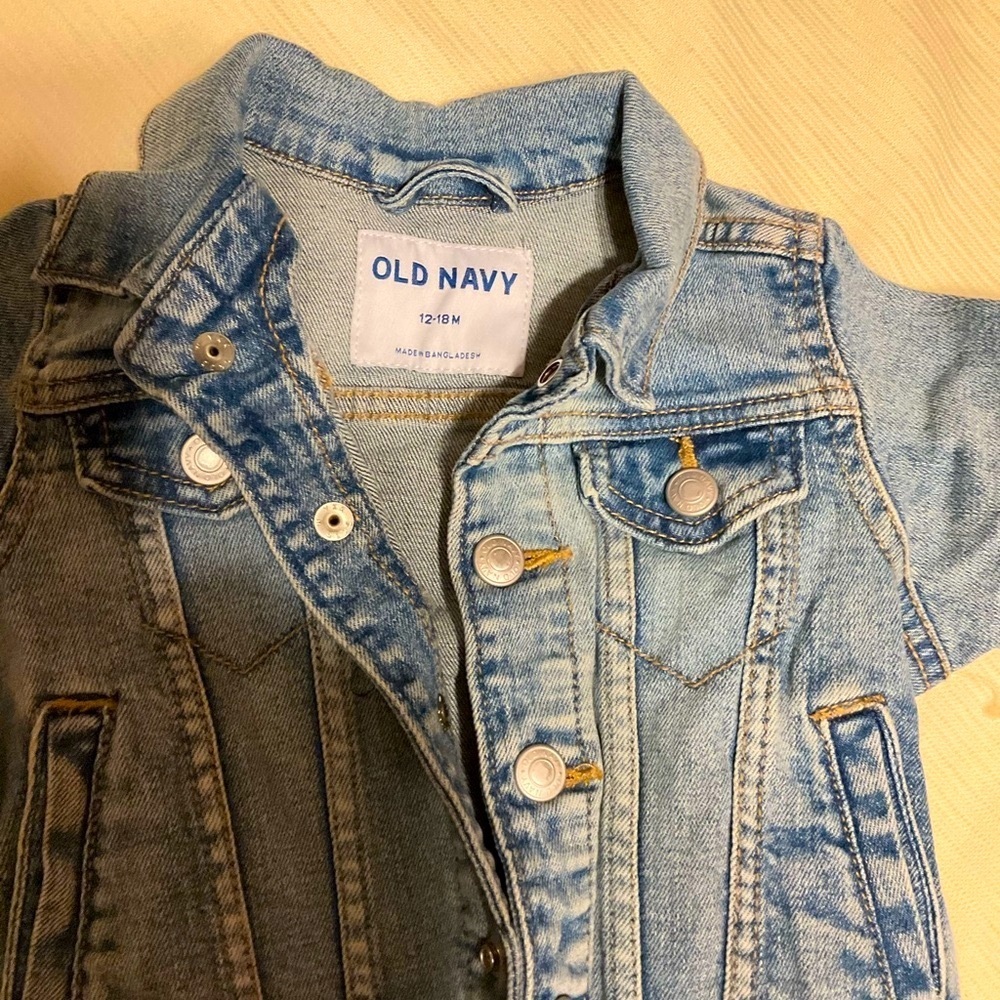 Girls Old Navy Blue Jean Jacket Classic Style - Picture 3 of 3